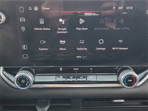 Used 2024 GMC Canyon Elevation image 18