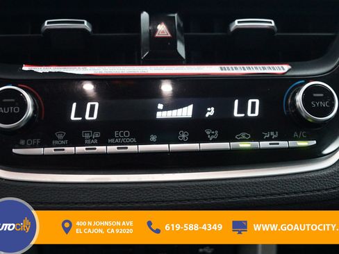 Used 2022 Toyota Corolla Cross XLE FWD image 19