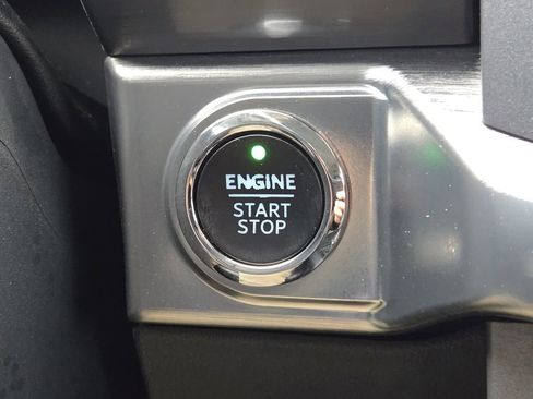 Used 2023 Ford F150 Lariat w/ Equipment Group 502A High image 22