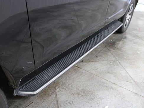 Used 2023 Ford Expedition Max Limited image 14