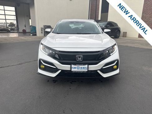 Used 2021 Honda Civic Sport image 2