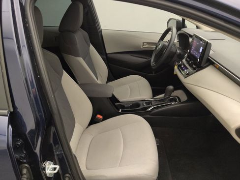 Used 2022 Toyota Corolla LE FWD image 21