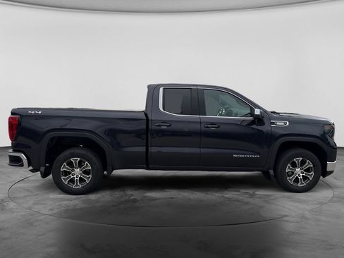 Used 2022 GMC Sierra 1500 SLE AWD/4WD image 11