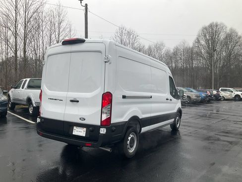 New 2026 Ford Transit 250 148 Medium Roof RWD image 5