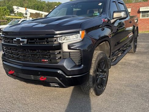 Used 2024 Chevrolet Silverado 1500 LT Trail Boss w/ LT Trail Boss Premium Package AWD/4WD image 11
