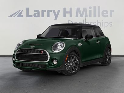 Used 2019 MINI Cooper 4-Door Hardtop w/ Signature Upholstery Package