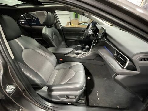 Used 2023 Toyota Camry XSE image 29