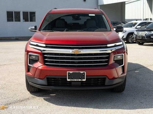 New 2026 Chevrolet Traverse LT FWD image 2