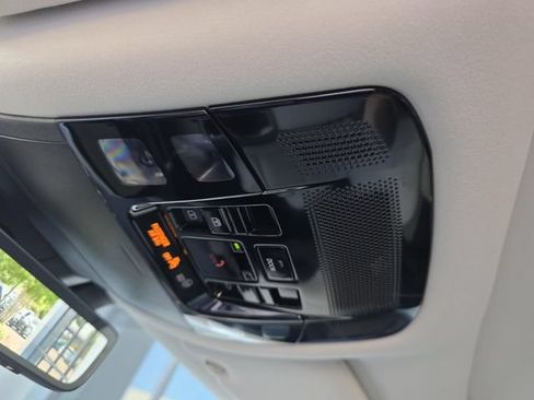 Used 2023 Lexus RX 350 FWD w/ Accessory Package image 33