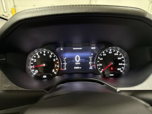 Used 2022 Jeep Compass Latitude AWD/4WD image 12