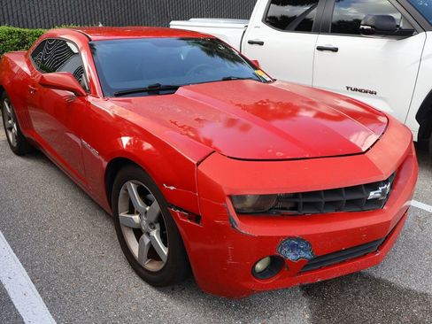 Used 2013 Chevrolet Camaro LT RWD image 6