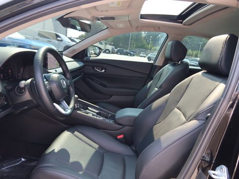Certified 2025 Honda Accord Touring image 17
