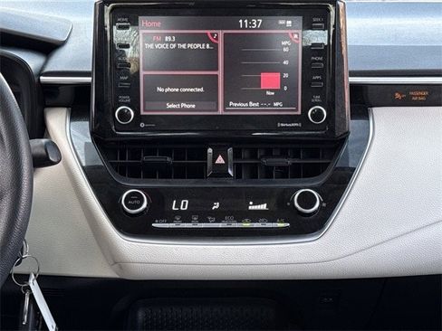 Used 2022 Toyota Corolla LE image 15