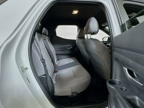 Used 2024 Hyundai Santa Cruz SEL image 23