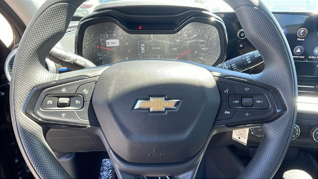 New 2026 Chevrolet Trax LS w/ Driver Confidence Package FWD image 21