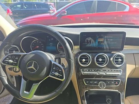 Used 2019 Mercedes-Benz C 300 Sedan image 10
