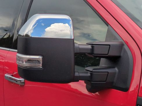 Used 2026 Ford F250 Lariat w/ Lariat Premium Package AWD/4WD image 14