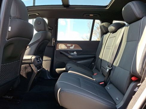 Certified 2023 Mercedes-Benz GLS 450 4MATIC image 10