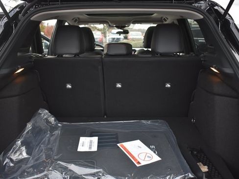 New 2026 Nissan Kicks SR w/ SR Premium Package AWD/4WD image 17