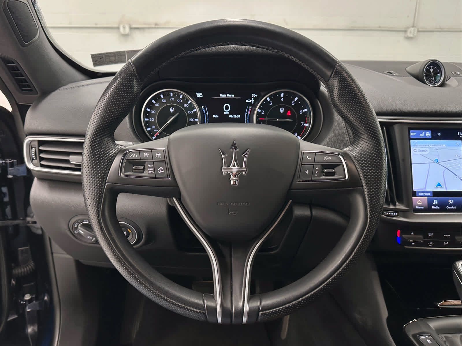 Used 2023 Maserati Levante GT AWD/4WD image 24