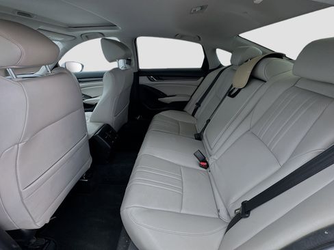 Used 2022 Honda Accord EX-L image 16