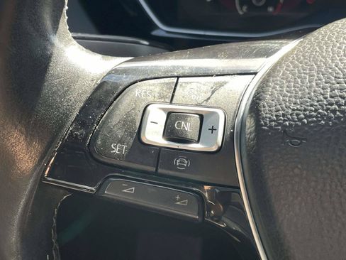 Used 2019 Volkswagen Jetta R-Line FWD image 23