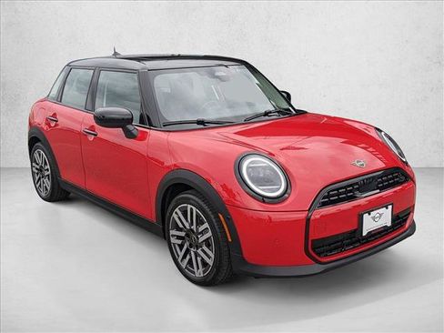 New 2026 MINI Cooper 4-Door Hardtop FWD image 7