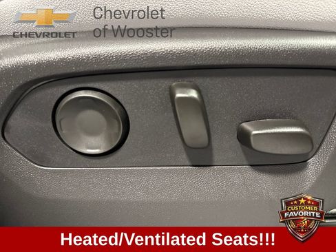 New 2025 Chevrolet Suburban Premier AWD/4WD image 35