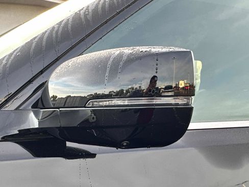 New 2026 Nissan Armada SL w/ Captain's Chari Seat Package image 14