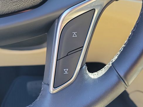 Used 2017 Cadillac XT5 Luxury w/ Driver Awareness Package image 30