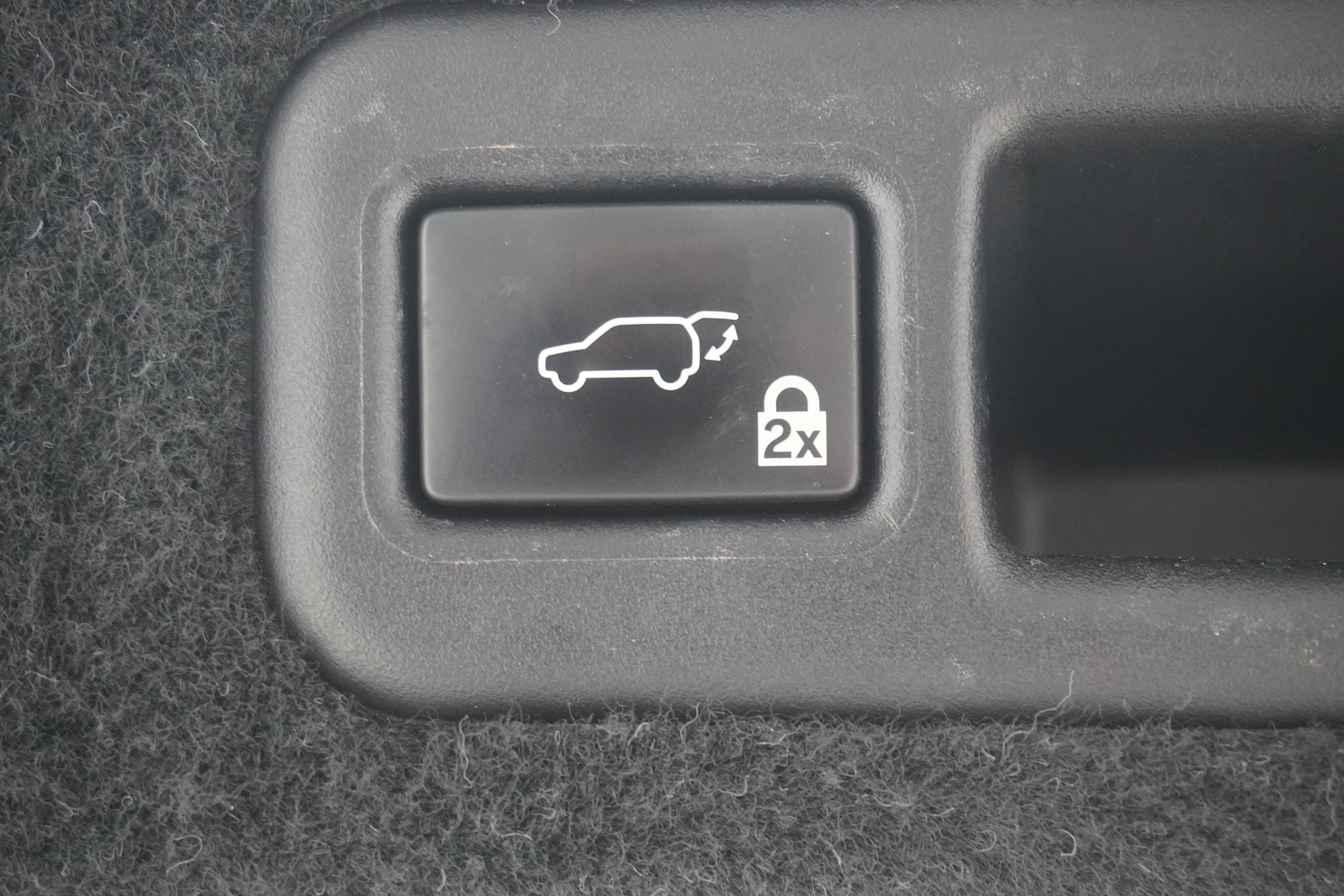Used 2016 Lexus RX 350 FWD w/ Premium Package image 31