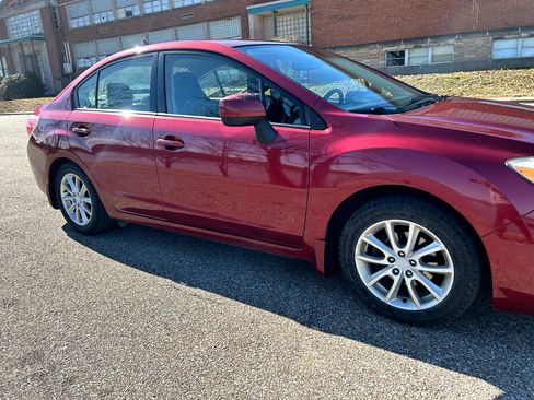 Used 2014 Subaru Impreza 2.0i Premium w/ Popular Package #2 image 4