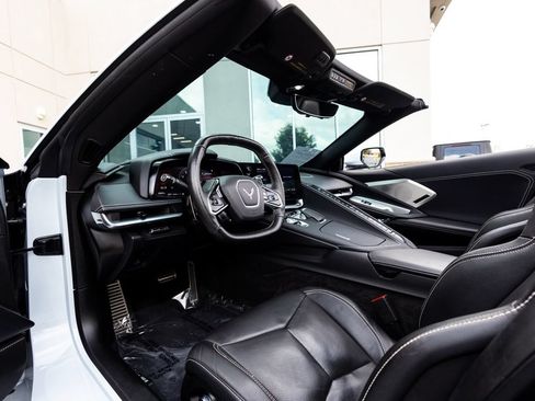 Used 2023 Chevrolet Corvette Stingray Preferred Cpe w/ 2LT RWD image 21
