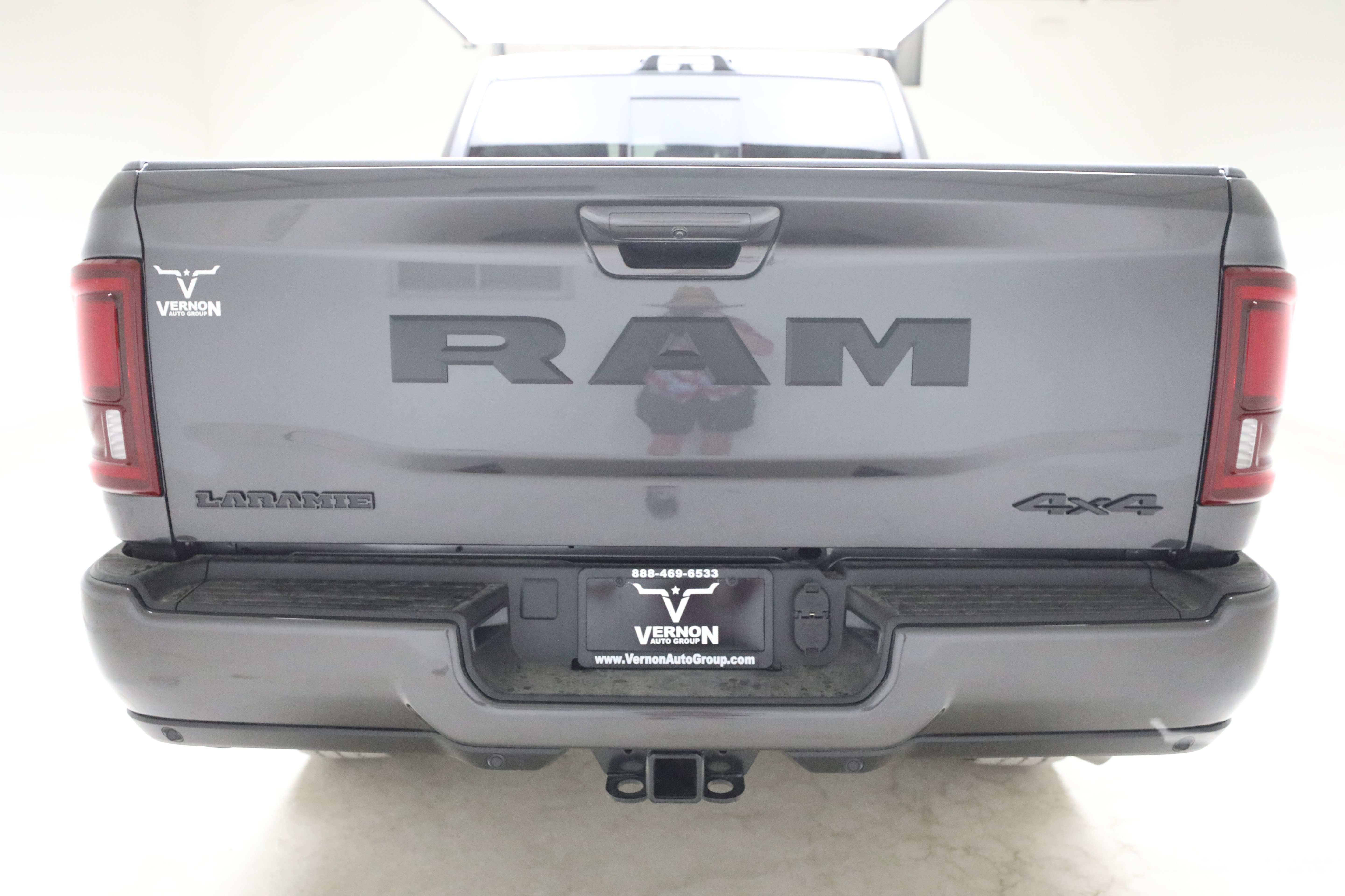 New 2027 RAM 3500 Laramie AWD/4WD image 4