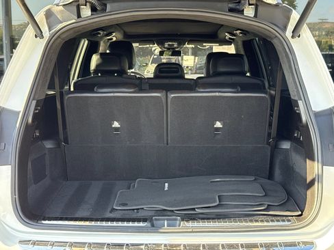 Used 2023 Mercedes-Benz GLS 580 4MATIC image 16