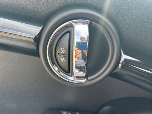 Used 2015 MINI Cooper S FWD image 40