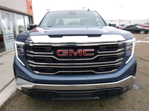Used 2024 GMC Sierra 1500 SLT image 21