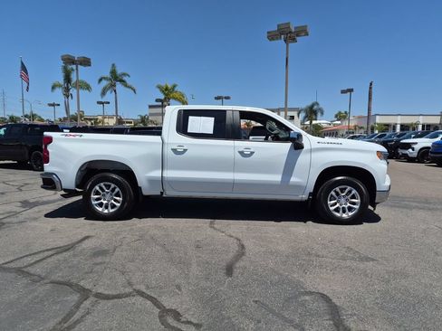Used 2024 Chevrolet Silverado 1500 LT AWD/4WD image 9