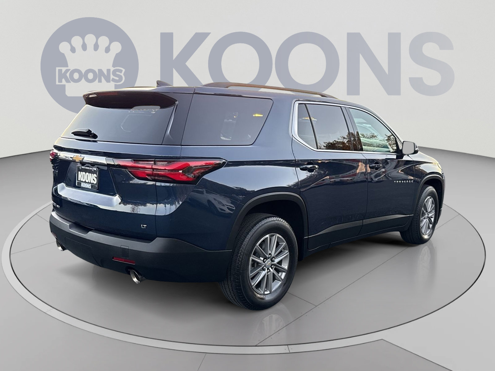 Used 2023 Chevrolet Traverse LT AWD/4WD image 11