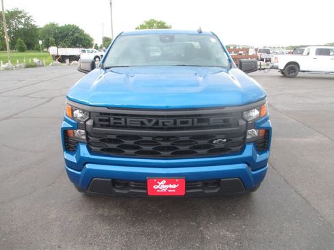 Used 2023 Chevrolet Silverado 1500 Custom w/ LPO, Dark Essentials Package AWD/4WD image 13