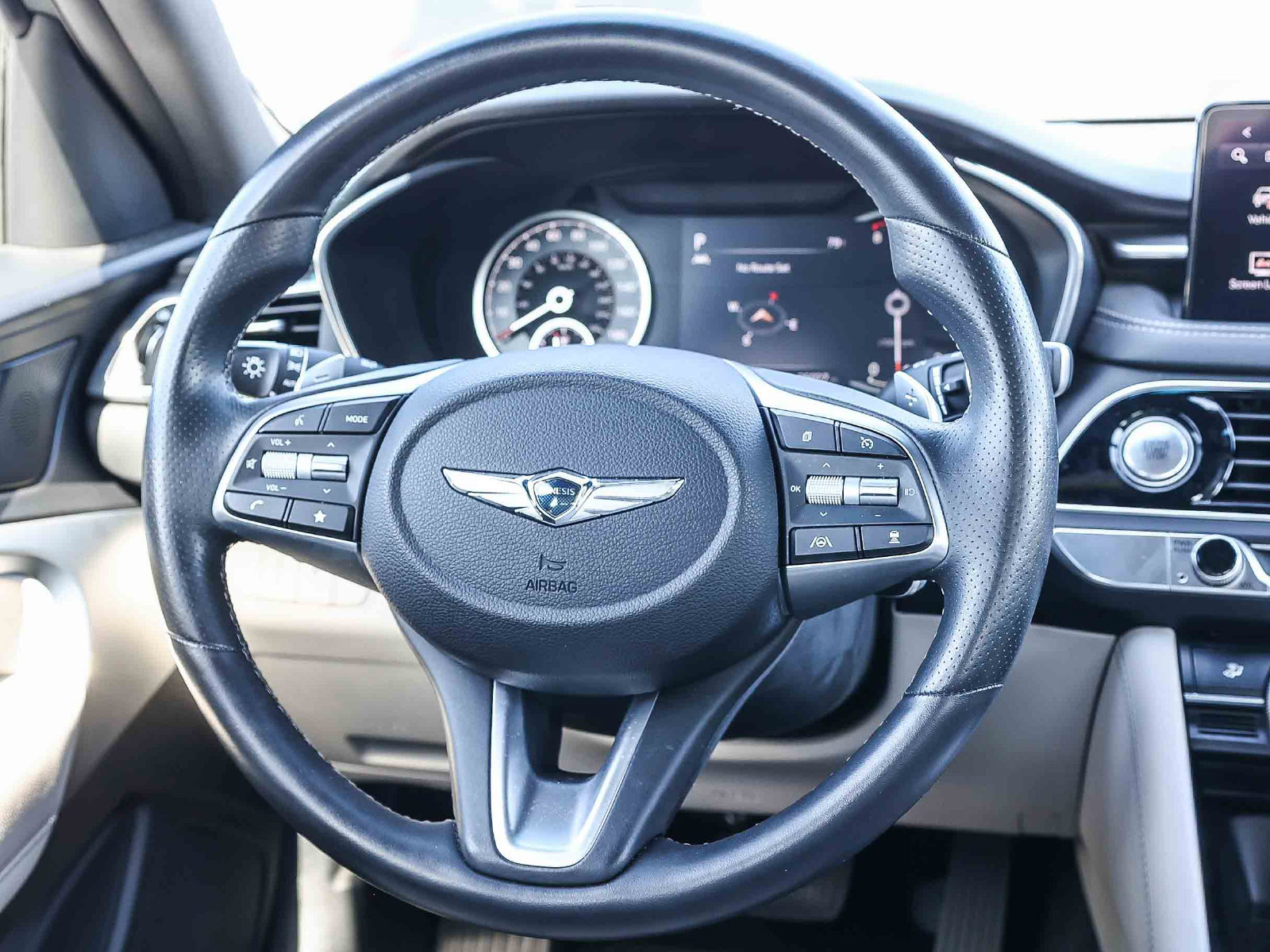 Used 2023 Genesis G70 2.0T RWD image 17