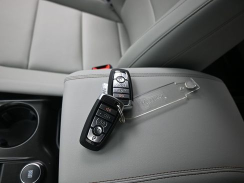 New 2026 Ford Explorer Active w/ Active Comfort Package image 15