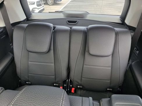 New 2026 Mercedes-Benz GLS 450 4MATIC image 7