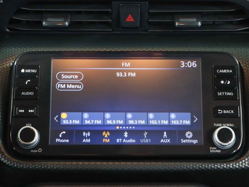 Used 2021 Nissan Kicks SV image 19