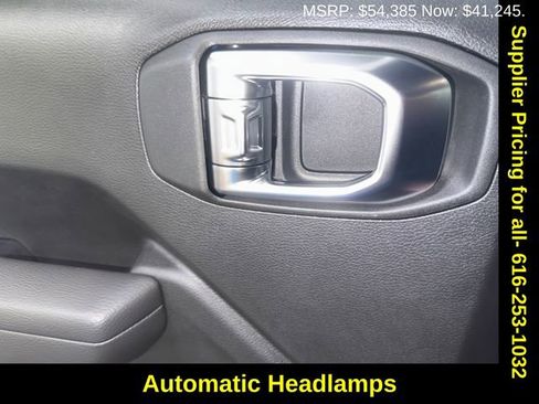 New 2025 Jeep Gladiator Sport image 15