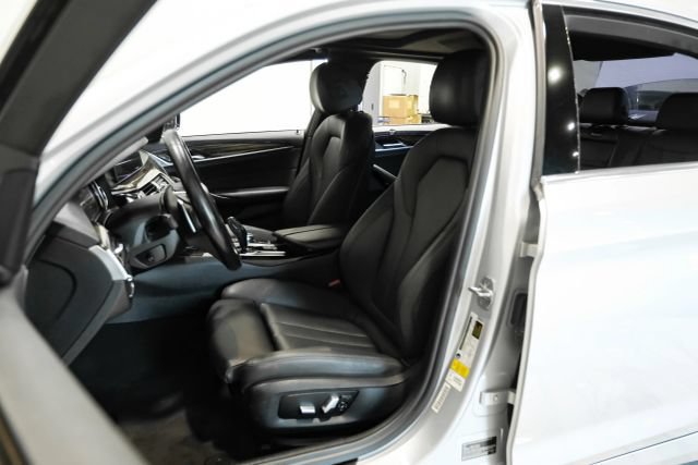 Used 2017 BMW 530i RWD image 31