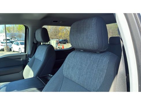 Used 2021 Ford F150 XLT image 8