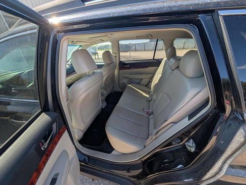 Used 2010 Subaru Outback 3.6R Limited AWD/4WD image 23
