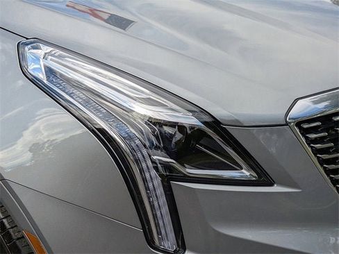 New 2025 Cadillac XT5 Premium Luxury w/ LPO, Floor Liner Package image 9