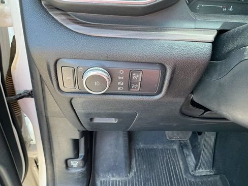 Used 2022 Ford Explorer Limited w/ Equipment Group 301A AWD/4WD image 22